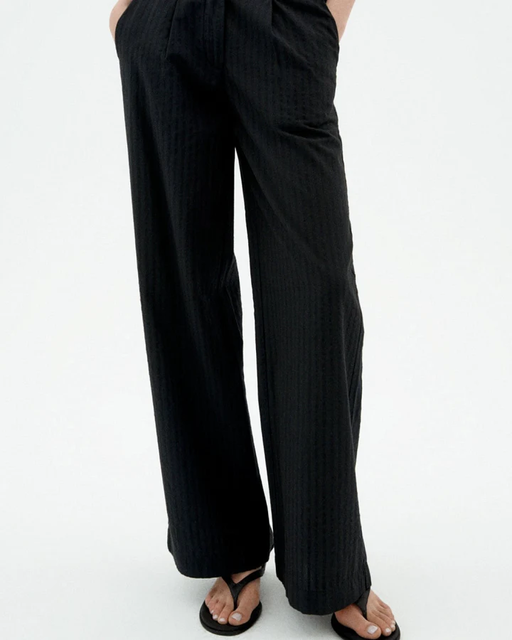 Thinking MU Damen vegan Hose Seersucker Manolita Schwarz