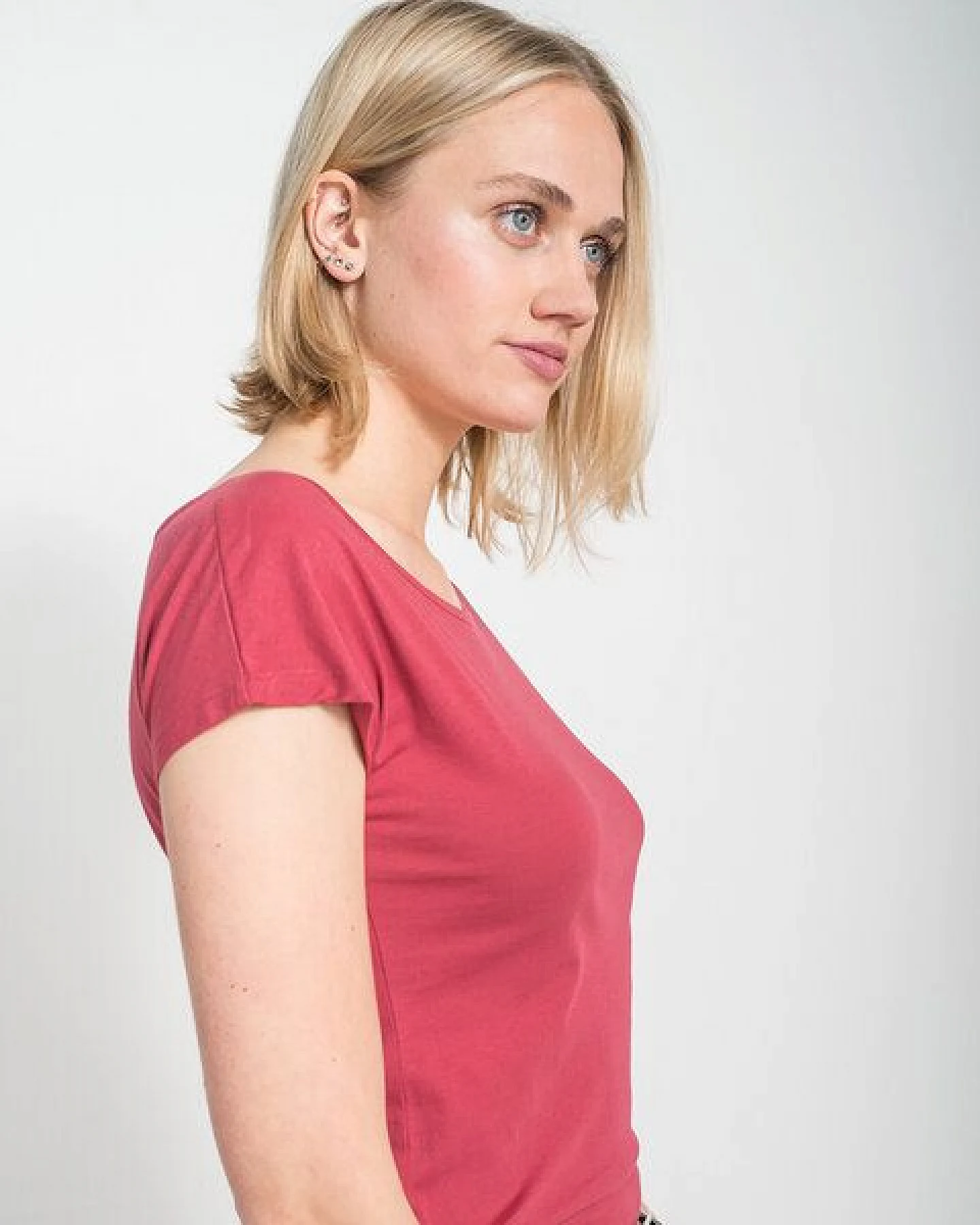Alma & Lovis T-Shirt aus Bio-Baumwolle – Ansicht 2