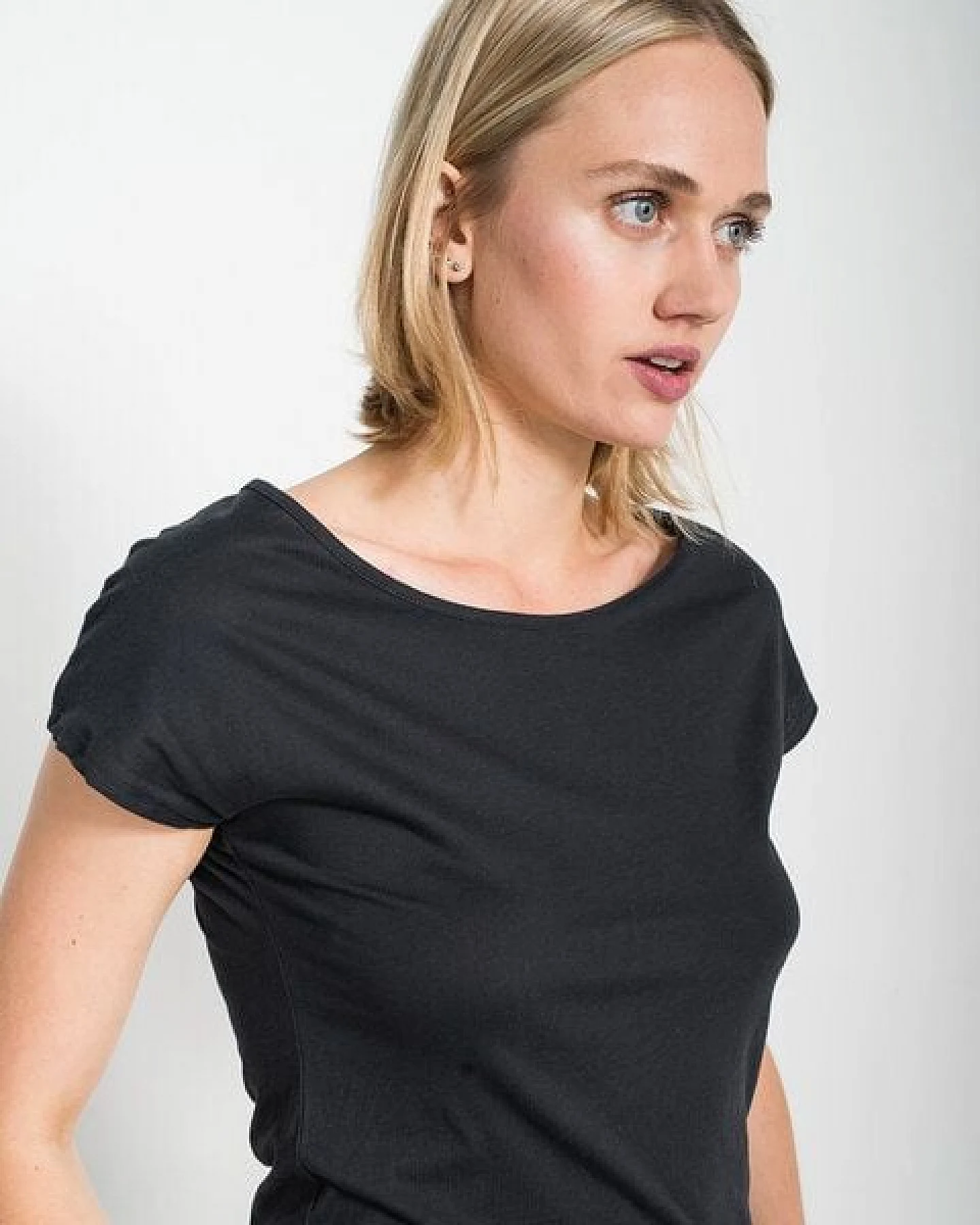 Alma & Lovis T-Shirt aus Bio-Baumwolle – Ansicht 2