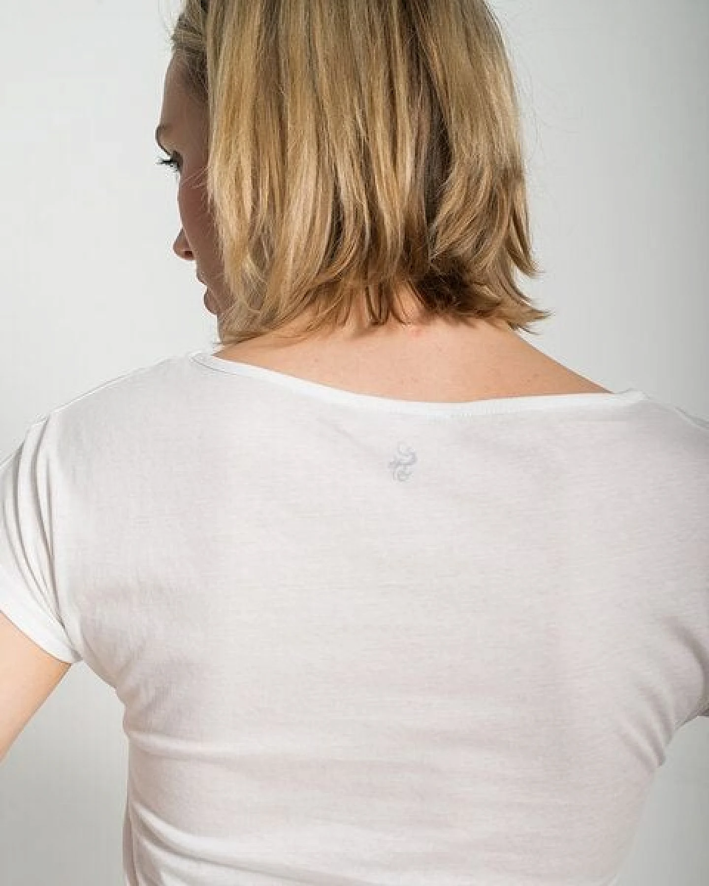 Alma & Lovis T-Shirt aus Bio-Baumwolle – Ansicht 4