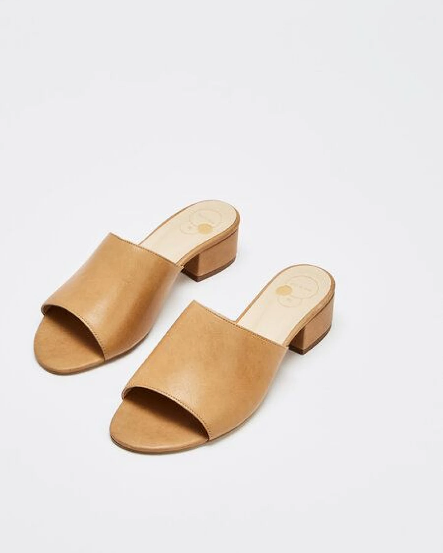 NINE TO FIVE #maia - minimalistische Mule Sandale aus leichter Microfaser mit Blockabsatz – Ansicht 2