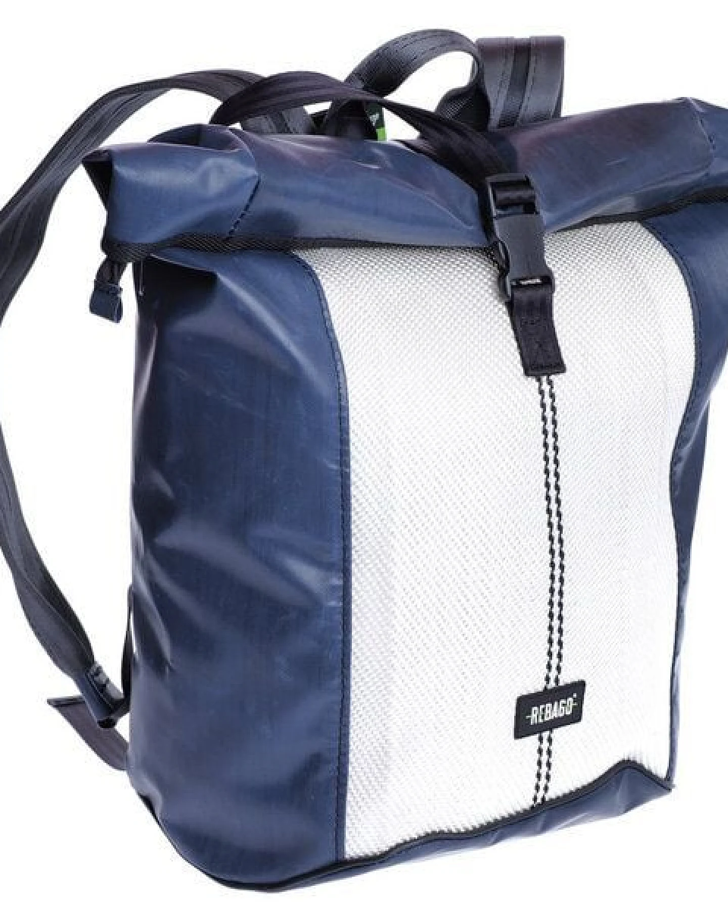 Rebago Rucksack George aus recycelter LKW-Plane und Feuerwehrschlauch – Ansicht 4