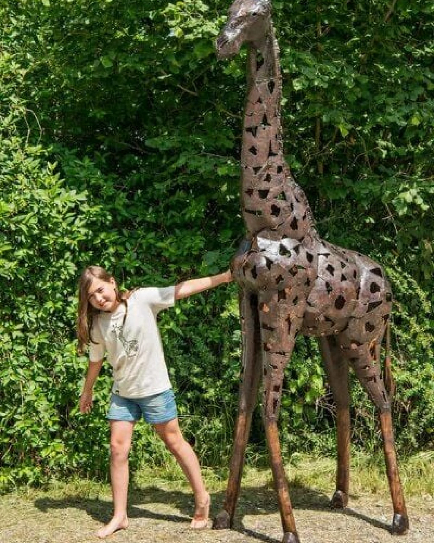 Maishameanslife Twiga - Kleine Giraffe - Bio T-shirt für Kinder - Naturweiß - Unisex – Ansicht 4