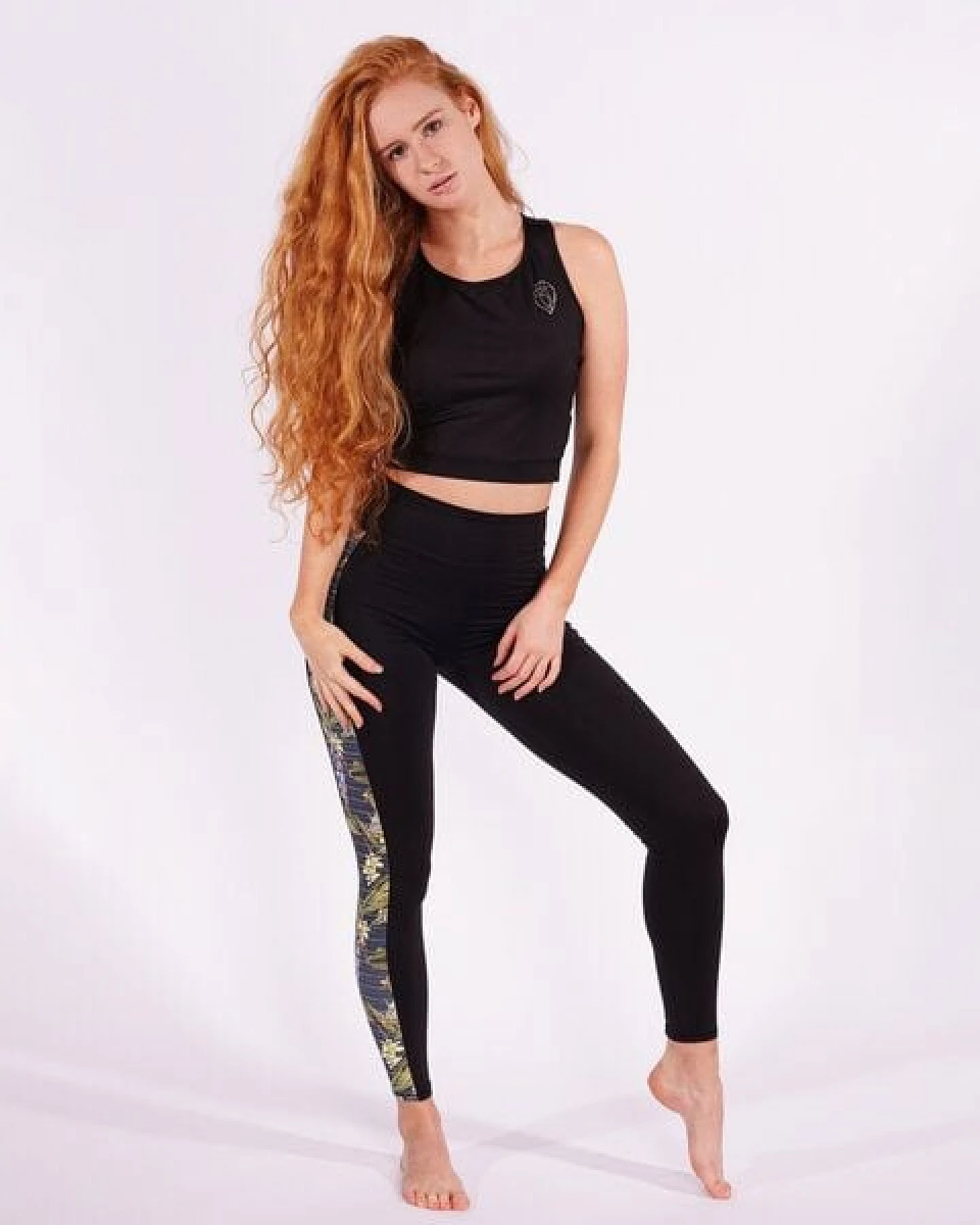 Flying Love Birds "Black Beauty" - Crop Top - Yoga Top – Ansicht 3