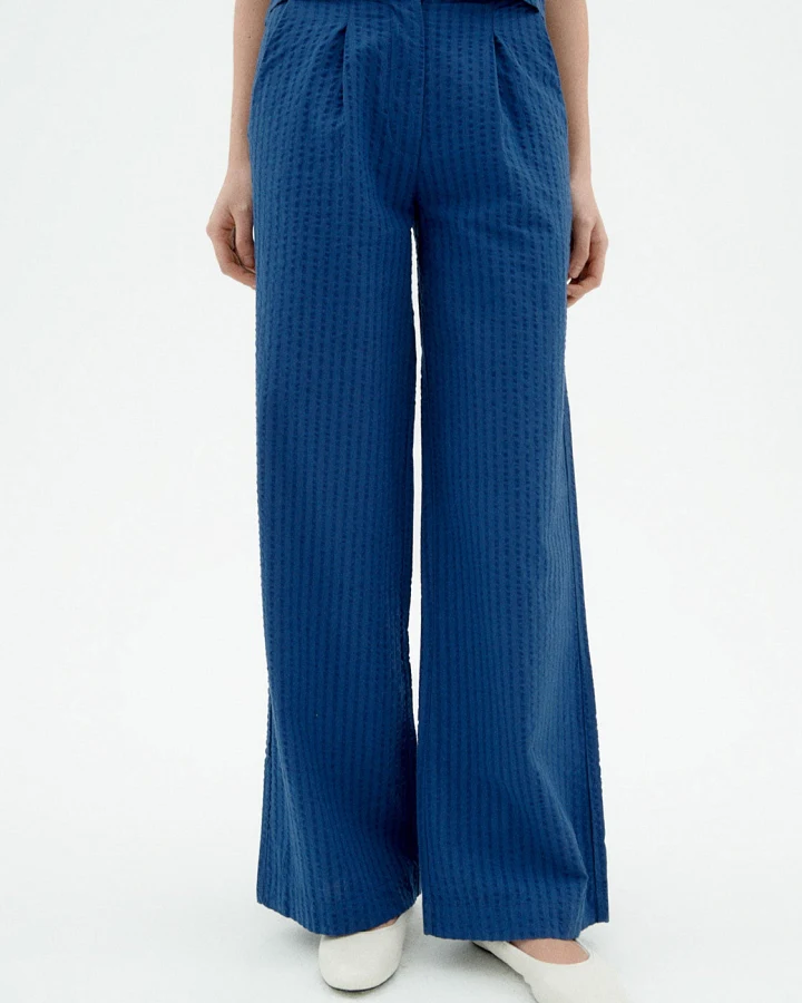 Thinking MU Damen vegan Hose Seersucker Manolita Blau