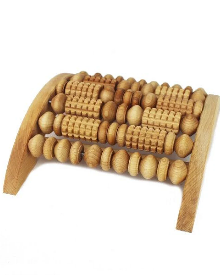 Mitienda Shop Fußmassage Gerät mit Rollen aus Holz rechteckig