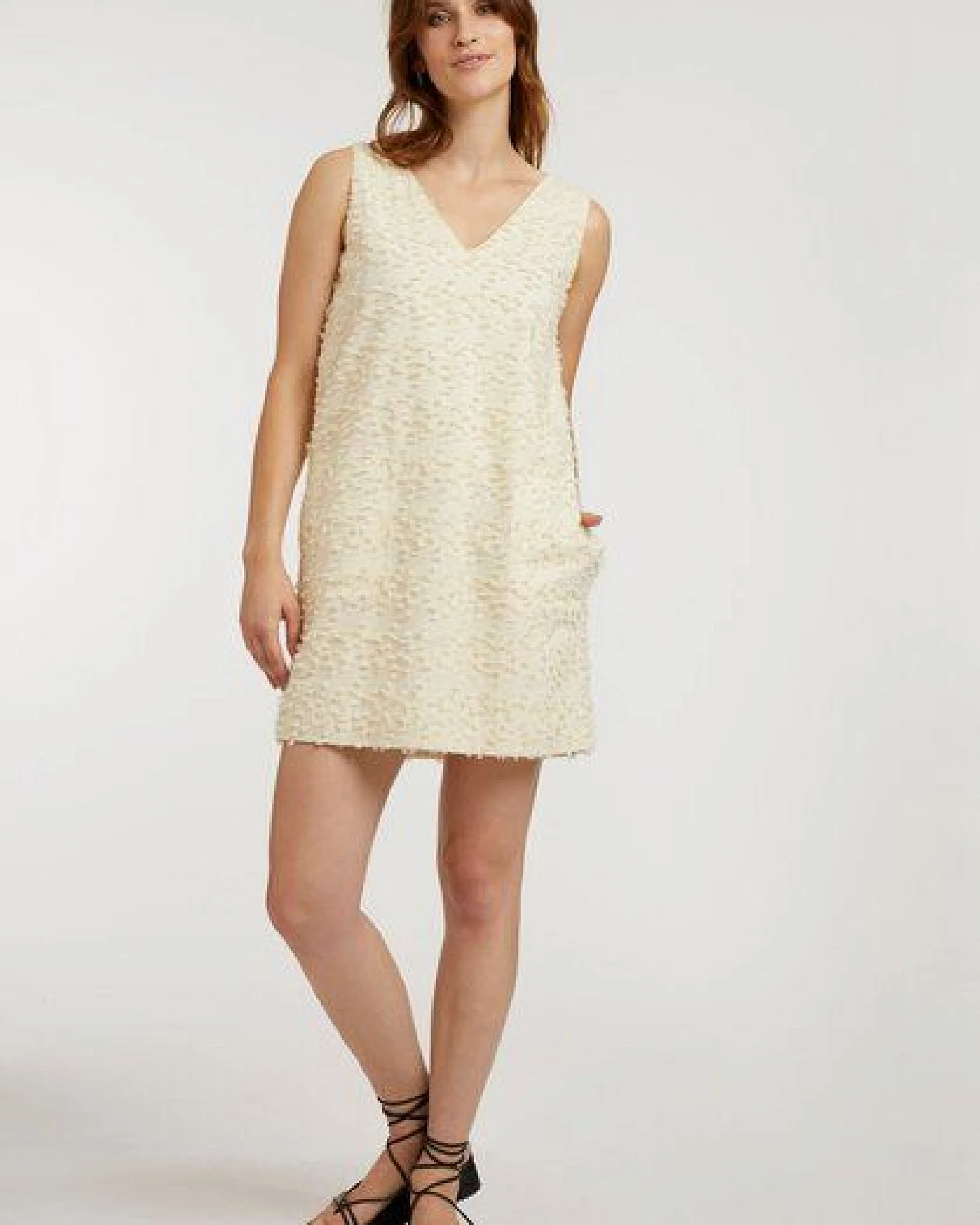 ThokkThokk Damen V-Neck Kleid TT96 aus Bio-Baumwolle – Ansicht 2