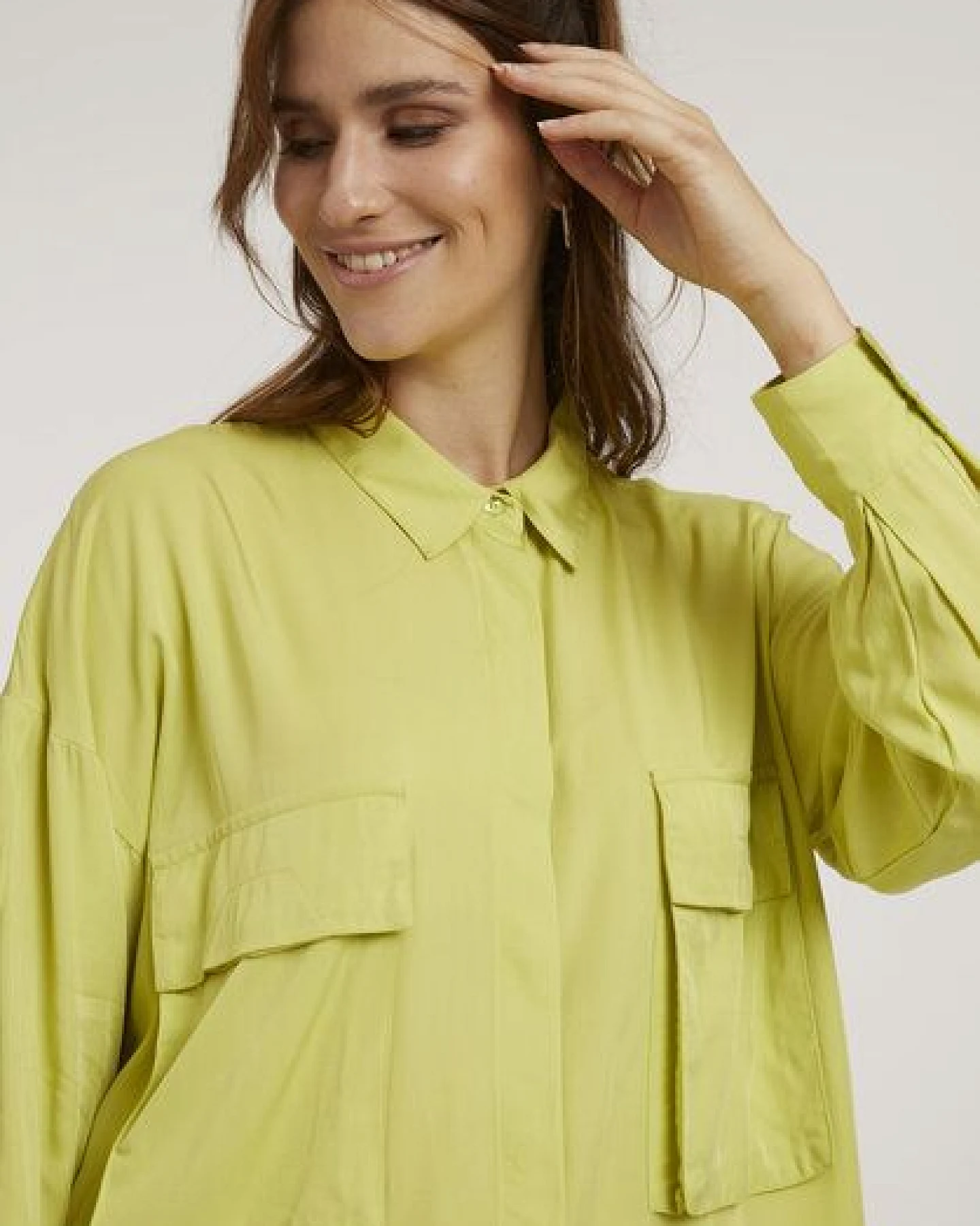 ThokkThokk TT92 Worker Shirt Kleid aus Lenzing ECOVERO – Ansicht 4