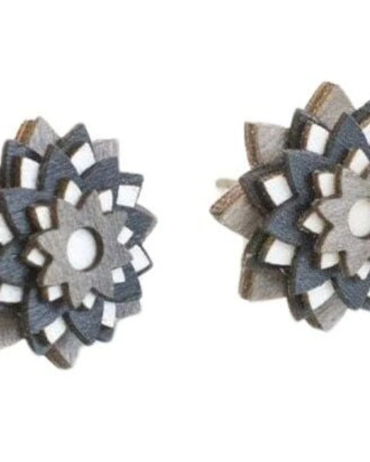 BeWooden Ohrstecker mit Holzdetails