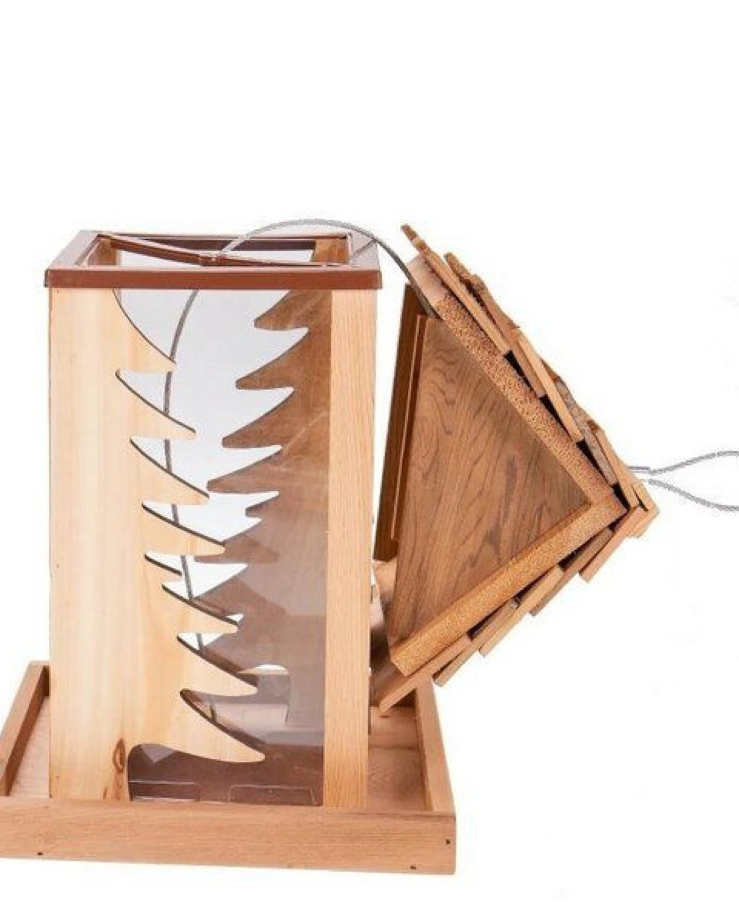 ReineNatur Vogelfutterhaus aus Zedernholz - Fenster in Tannenform - Wetterfest – Ansicht 2