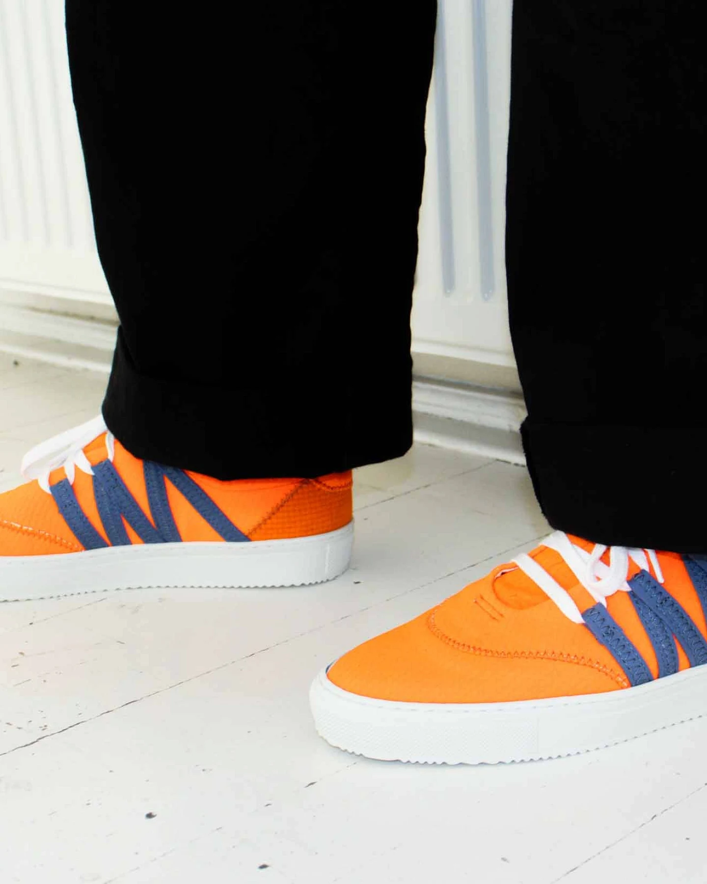VAER Herren vegan Sneaker Stark Phoenix Orange/Blau – Ansicht 2