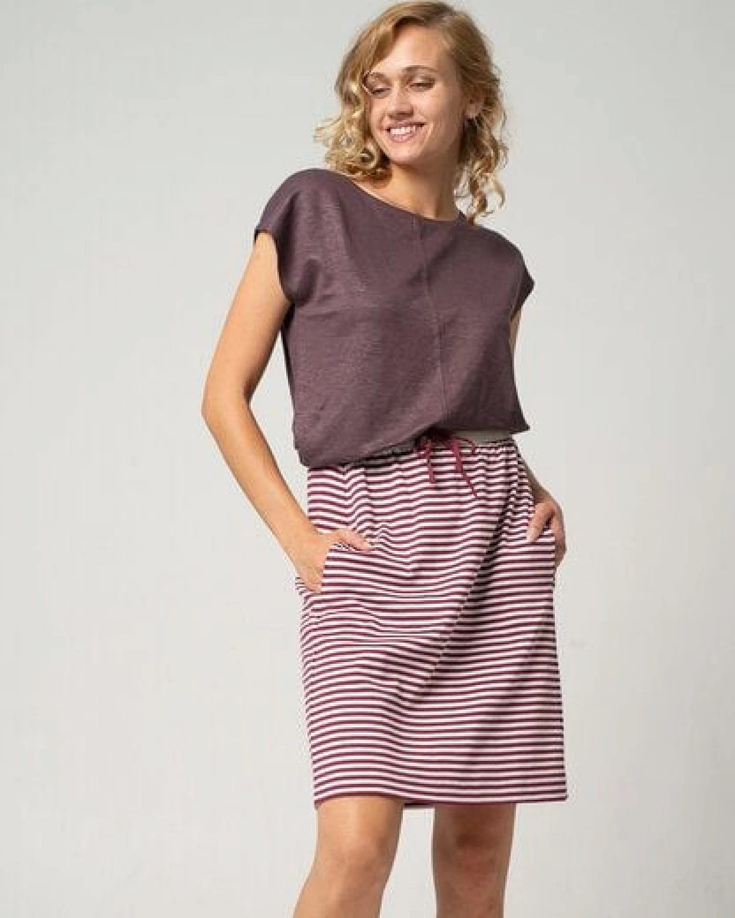 Alma & Lovis Jersey-Rock aus 100% Bio-Baumwolle – Ansicht 3