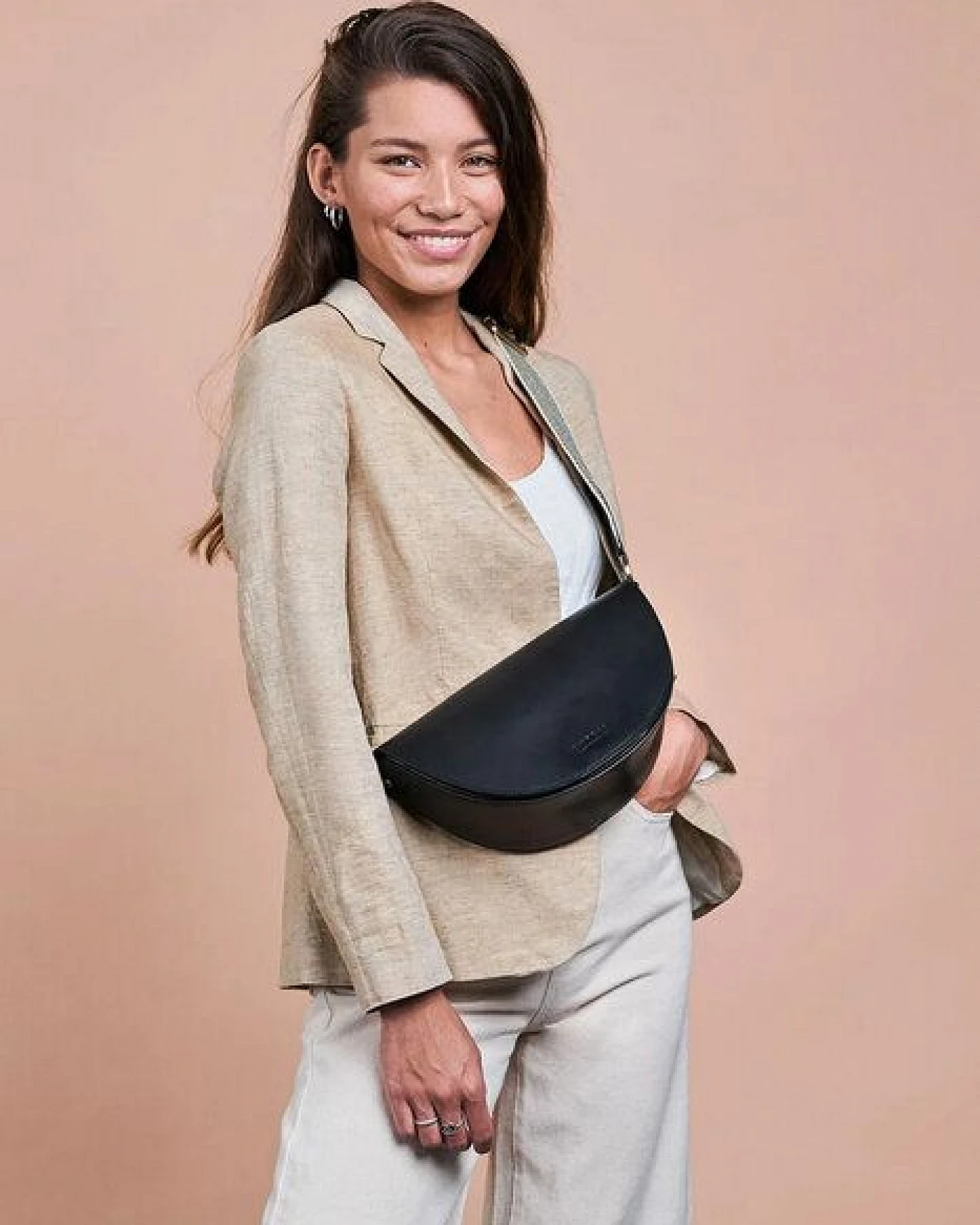 O MY BAG Cross Body Bag LAURA - Classic Leather – Ansicht 4
