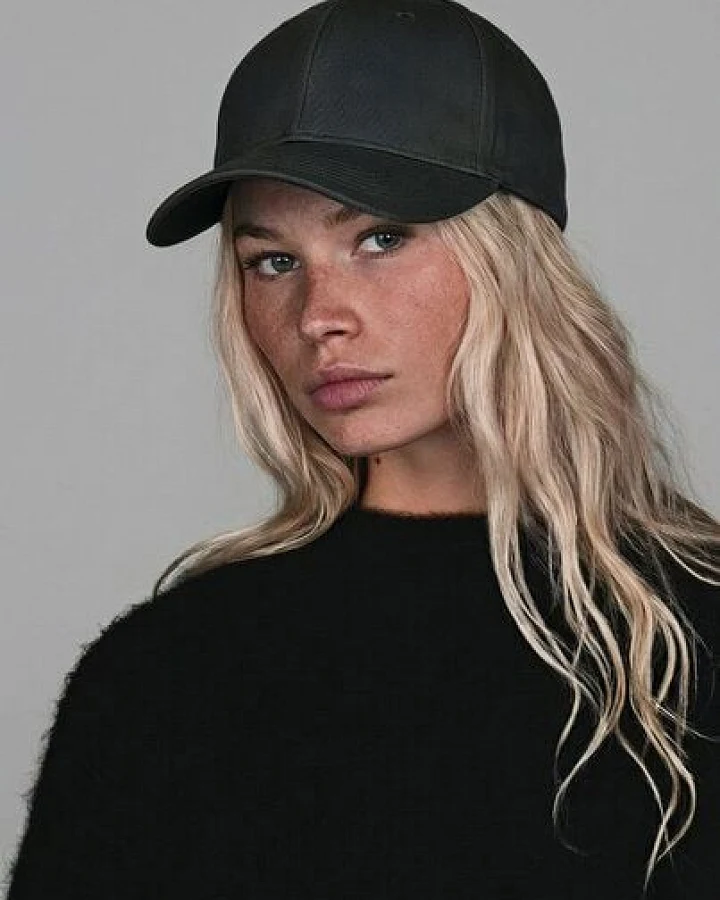 Schwarz