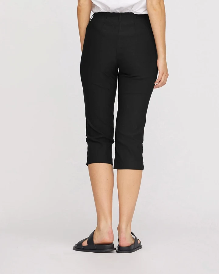 LAURIE Damen vegan Hose Taylor Regular Capri Ml Schwarz