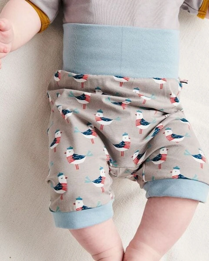 Cheeky Apple Pumpshorts "Strandmöwe Fiete" aus Bio-Baumwolle