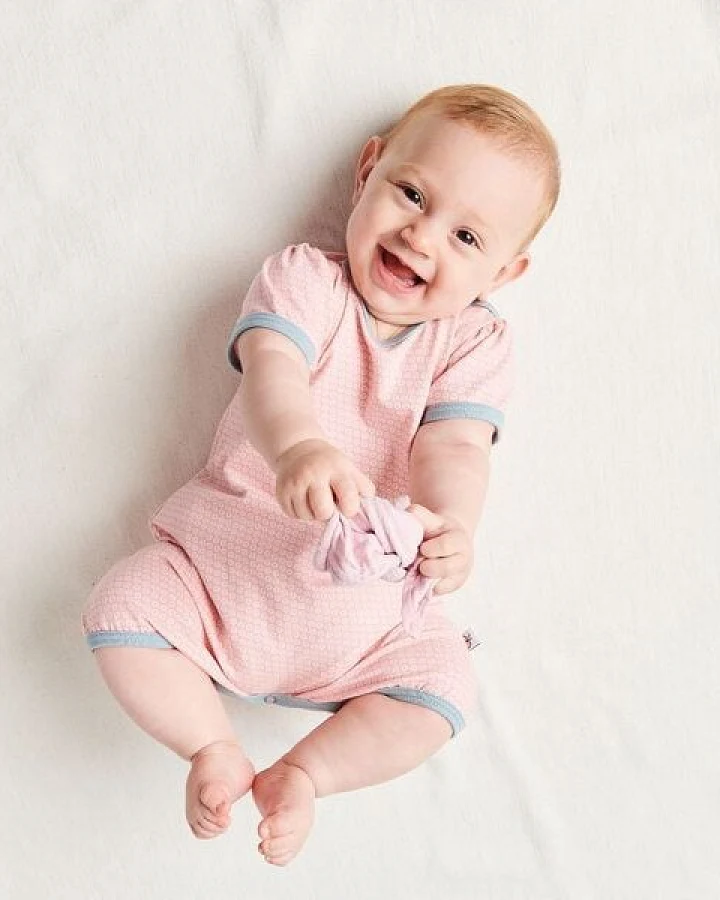 Cheeky Apple Kurzarm-Spieler "Kuller Peach Rose" aus Bio-Baumwolle