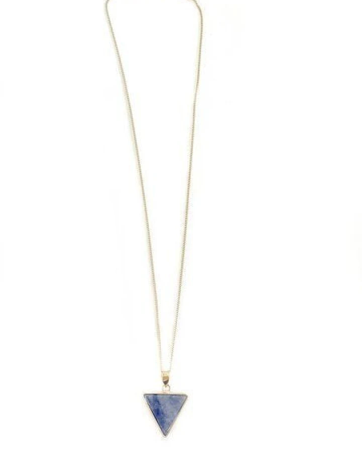 Crystal and Sage Lapislazuli Dreieck Halskette, vergoldet oder versilbert