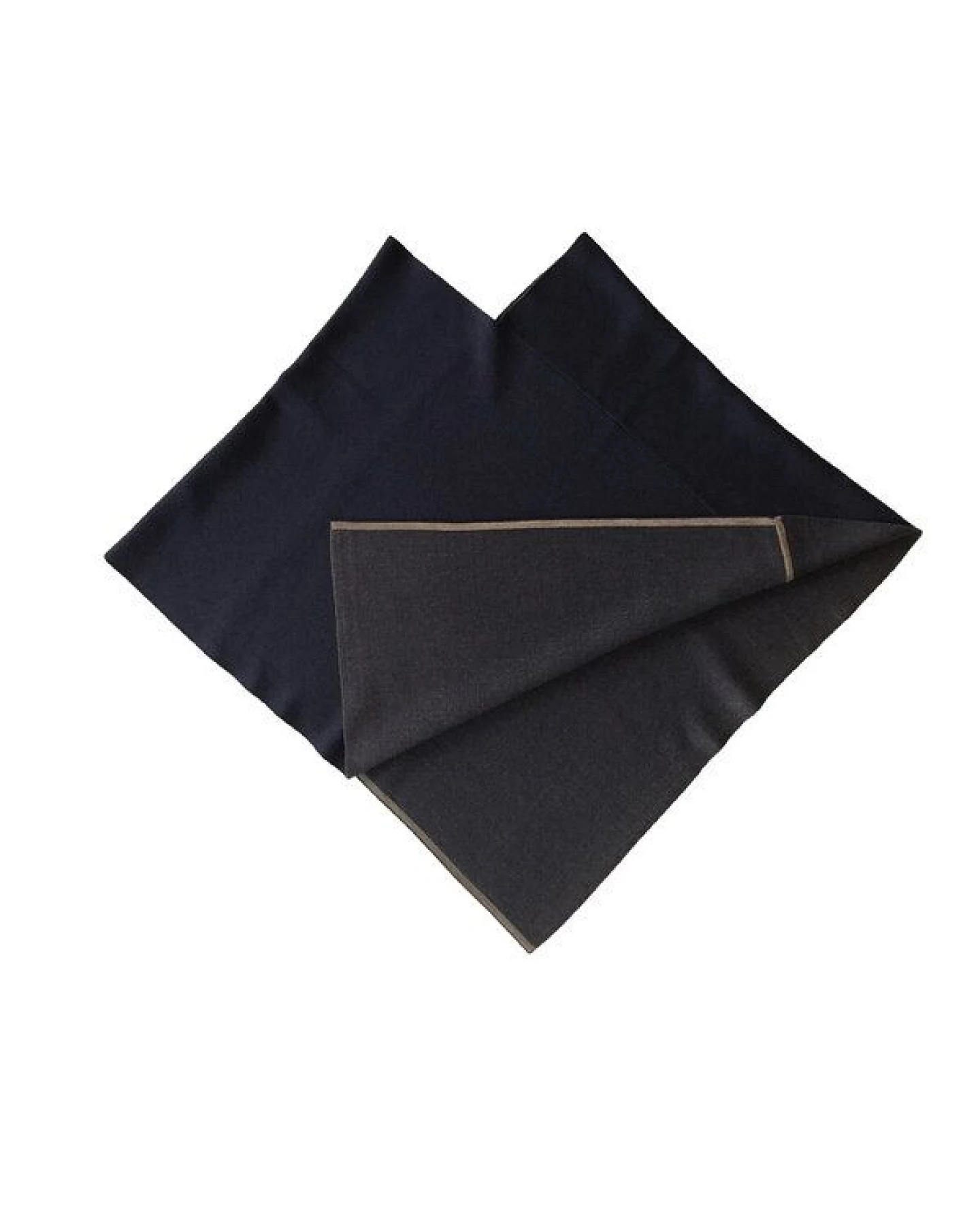 austriandesign.at DreieckPoncho reversibel dünn aus extrafeiner Merinowolle – Ansicht 2