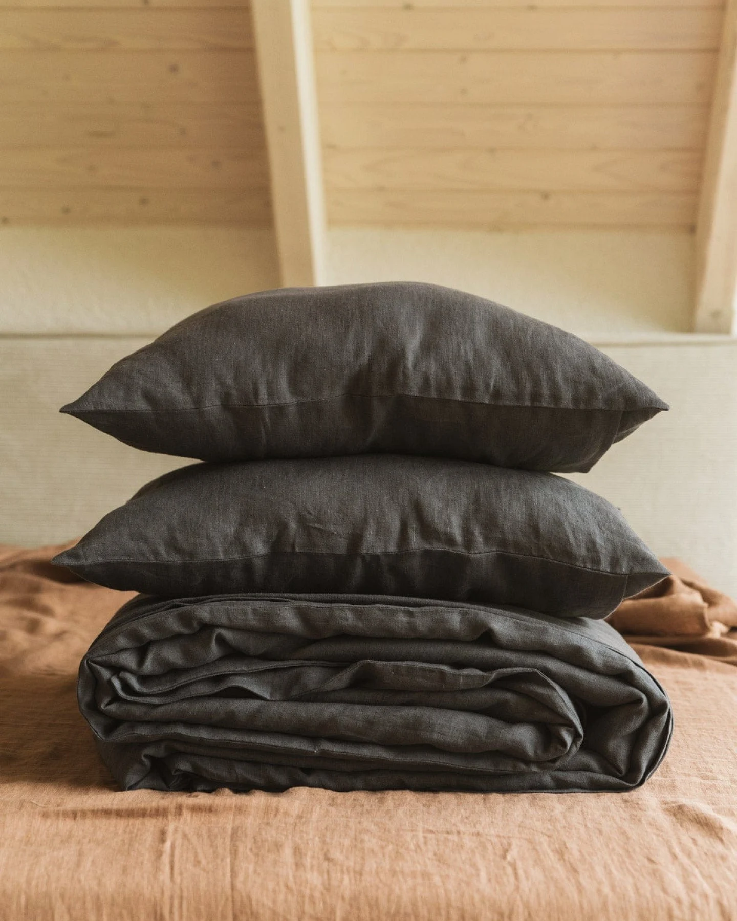 AmourLinen unisex vegan Set Bettwäsche Holzkohle – Ansicht 2