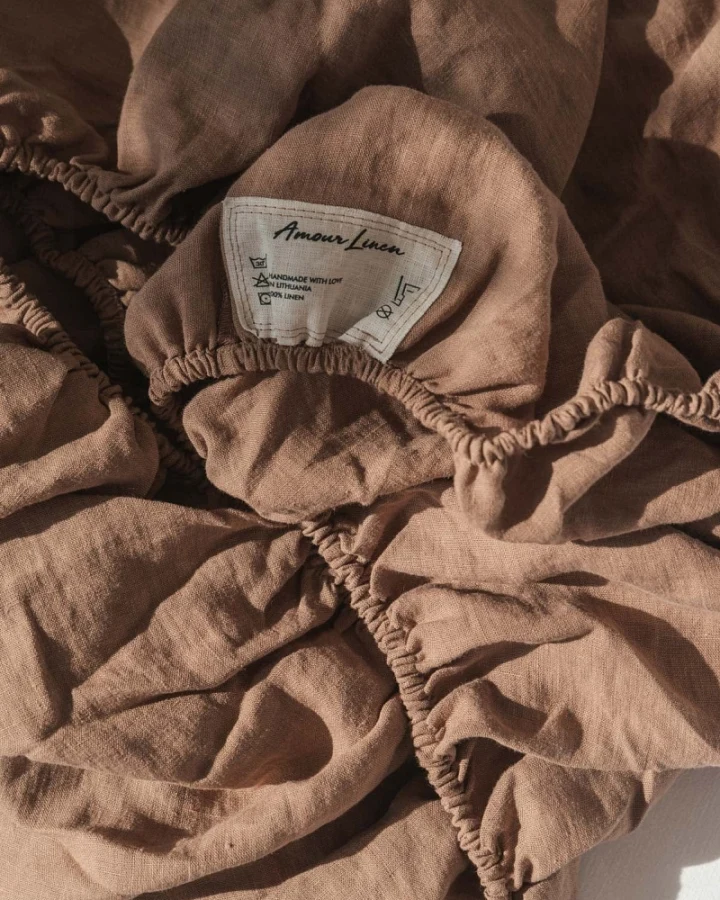 AmourLinen unisex vegan Spannbetttuch Rosy Brown