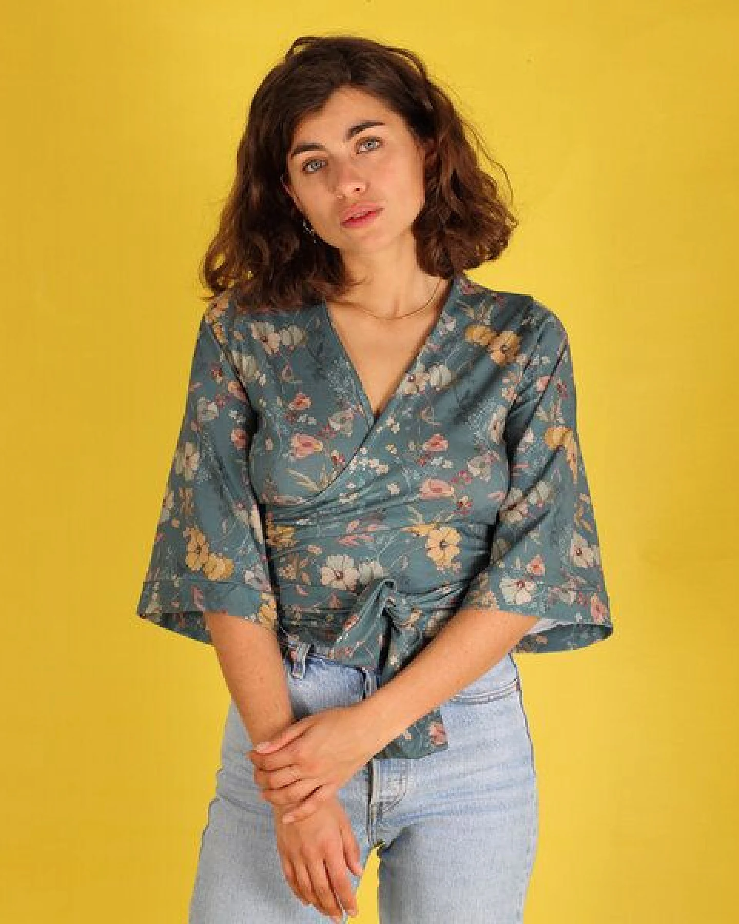 ManduTrap Wickelbluse "Floralia" aus Biobaumwolle kbA mit Blumenmuster – Ansicht 3
