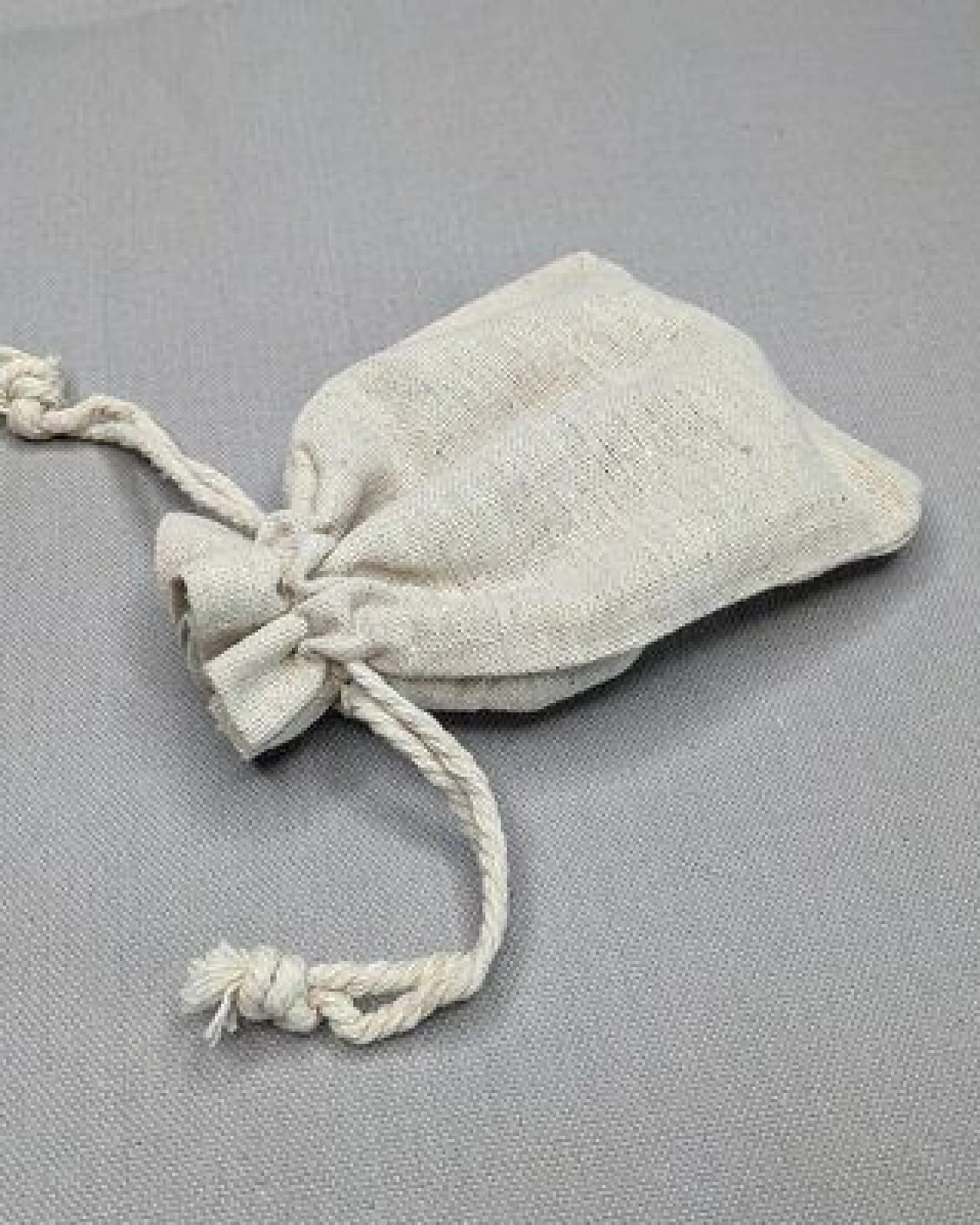 PEARLS OF AFRICA Kinderarmband aus Papierperlen "LIRA" recycelt – Ansicht 2