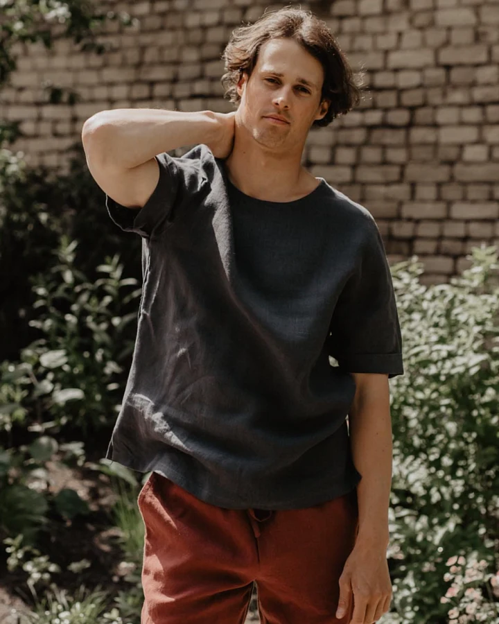 AmourLinen Herren vegan Top Atlas Holzkohle