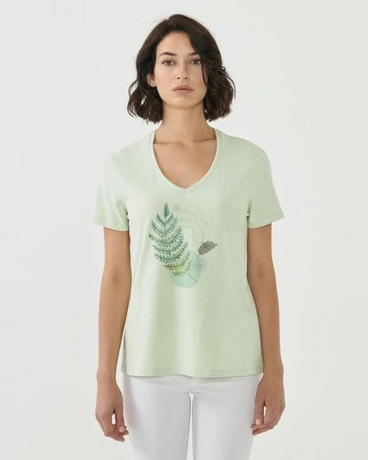 ORGANICATION Damen T-Shirt aus Bio-Baumwolle mit Blatt-Print