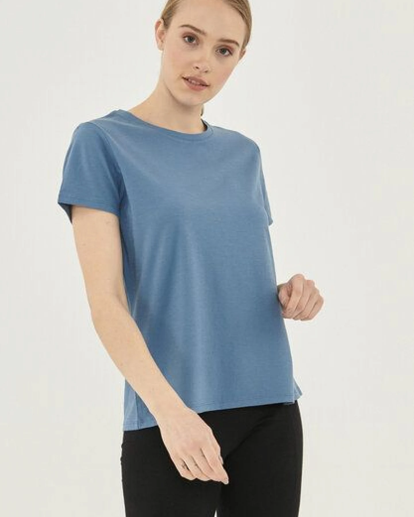 ORGANICATION Damen Basic T-Shirt aus Bio-Baumwolle – Ansicht 3