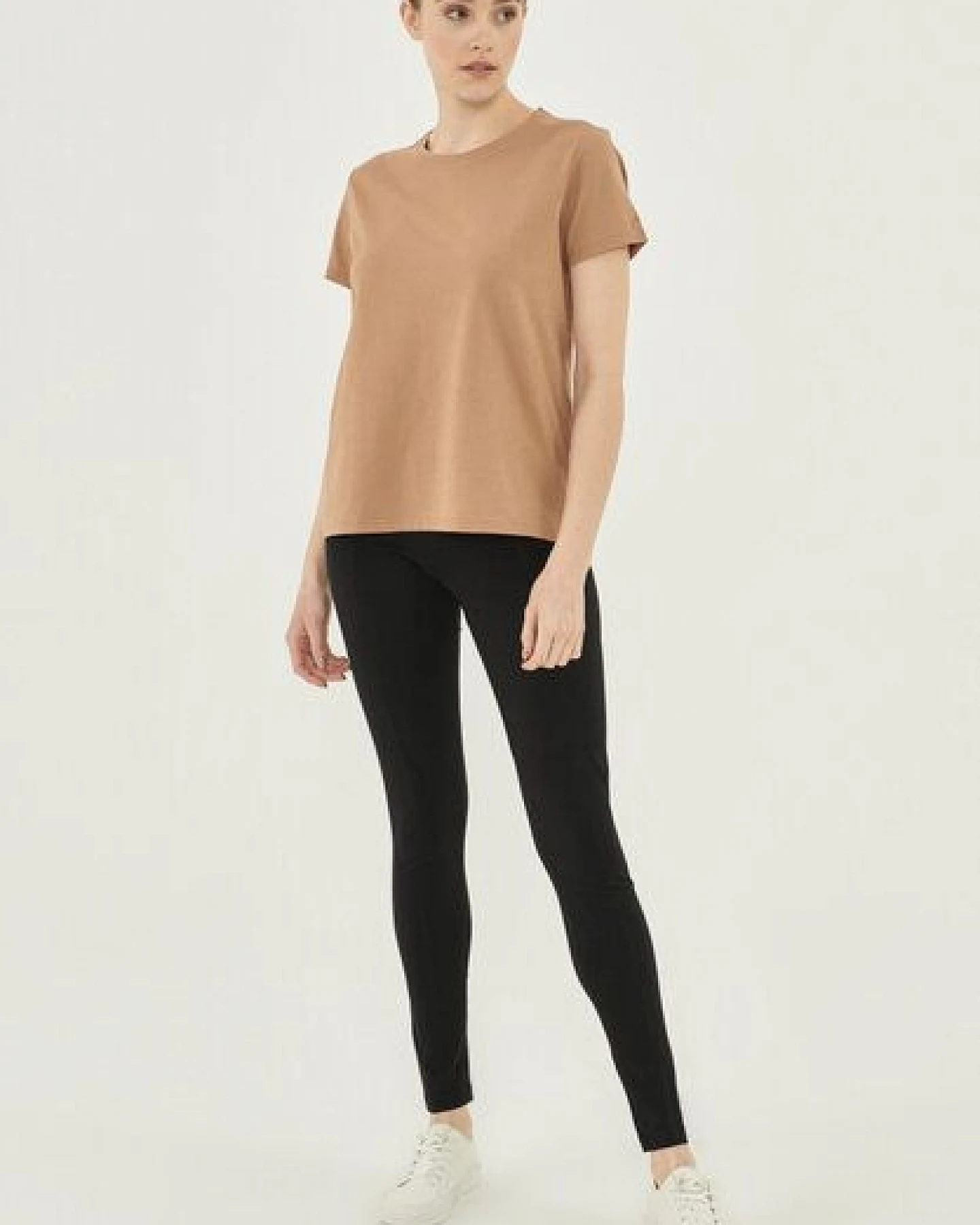 ORGANICATION Damen Basic T-Shirt aus Bio-Baumwolle – Ansicht 2