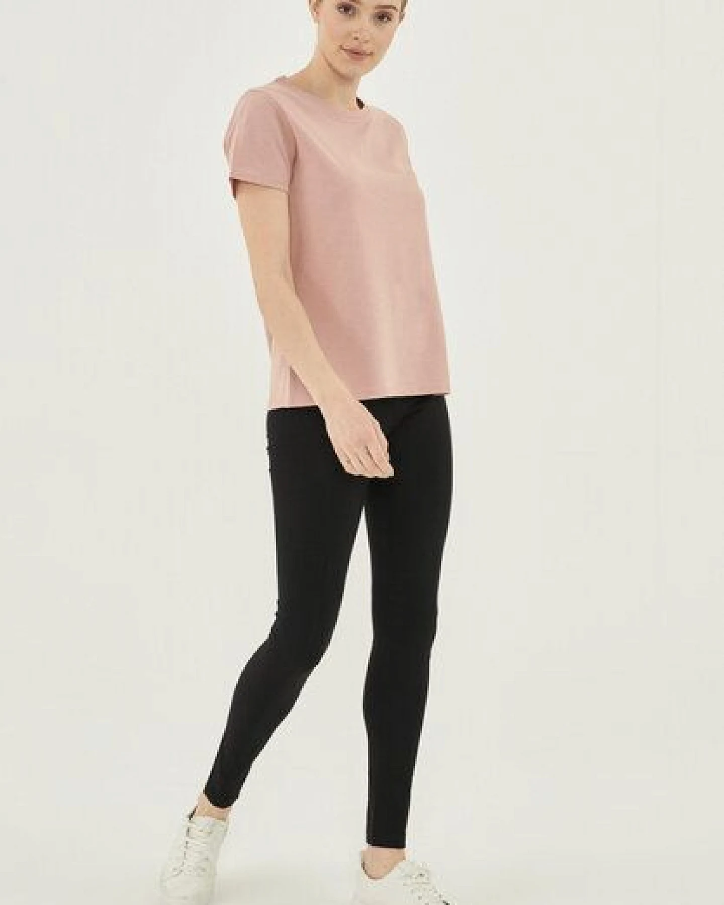 ORGANICATION Damen Basic T-Shirt aus Bio-Baumwolle – Ansicht 2