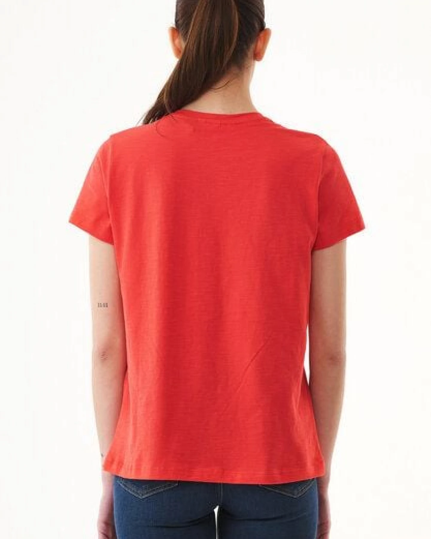 ORGANICATION Damen Basic T-Shirt aus Bio-Baumwolle mit V-Ausschnitt – Ansicht 4