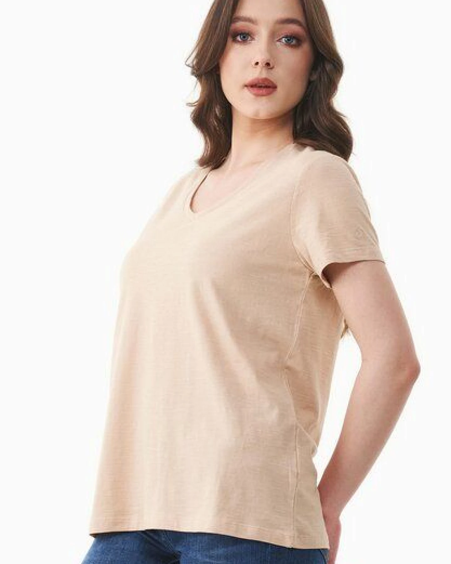ORGANICATION Damen Basic T-Shirt aus Bio-Baumwolle mit V-Ausschnitt – Ansicht 4