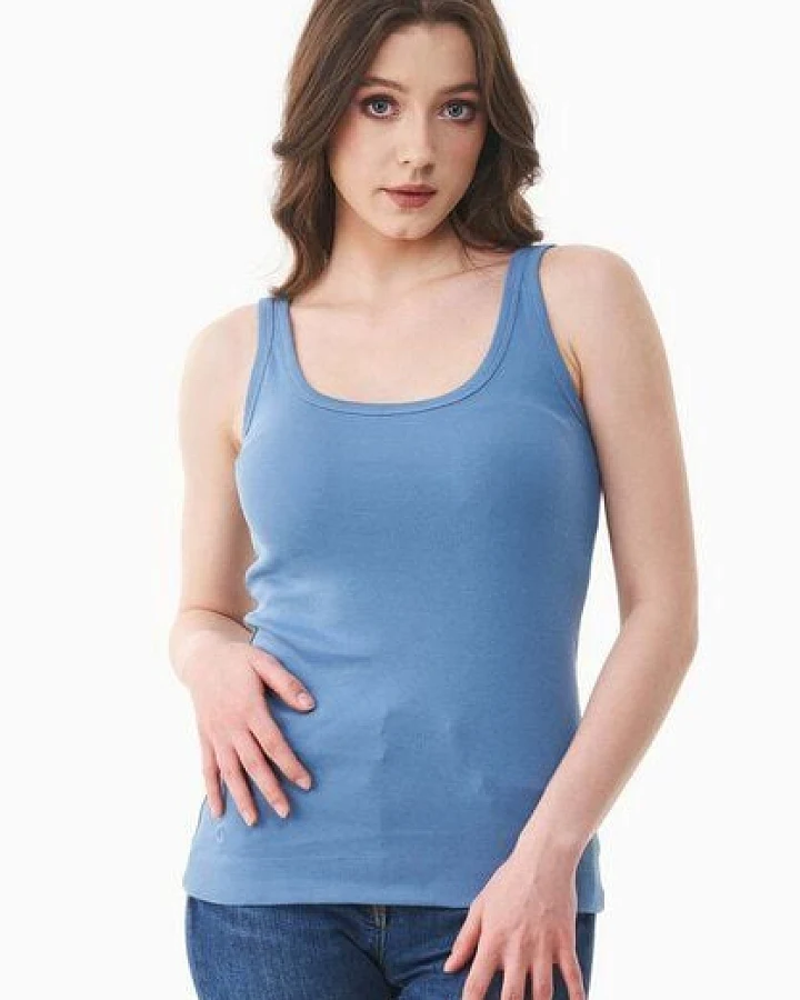 Blau
