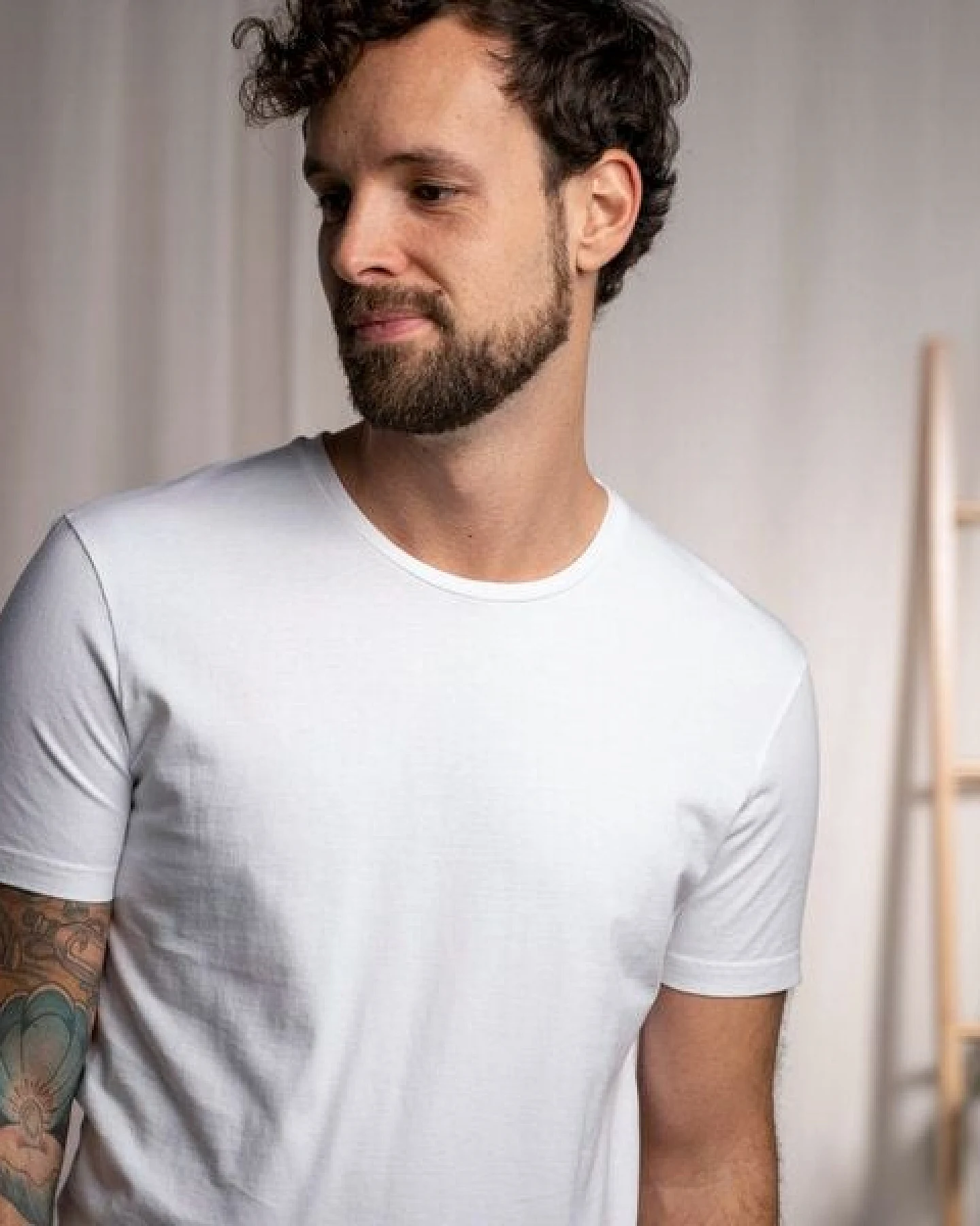 Vresh Clothing Vinn - T-Shirt aus Biobaumwolle – Ansicht 3