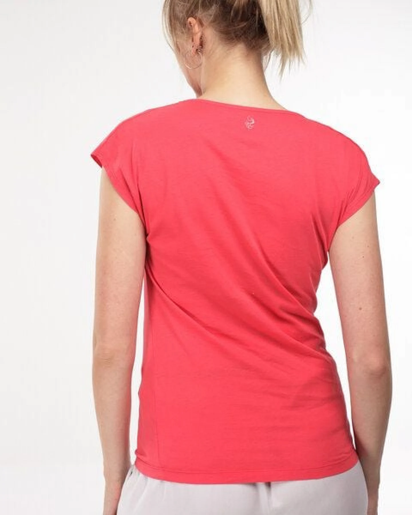 Alma & Lovis Shirt mit Wasserfall-Ausschnitt, aus Bio-Baumwolle – Ansicht 4