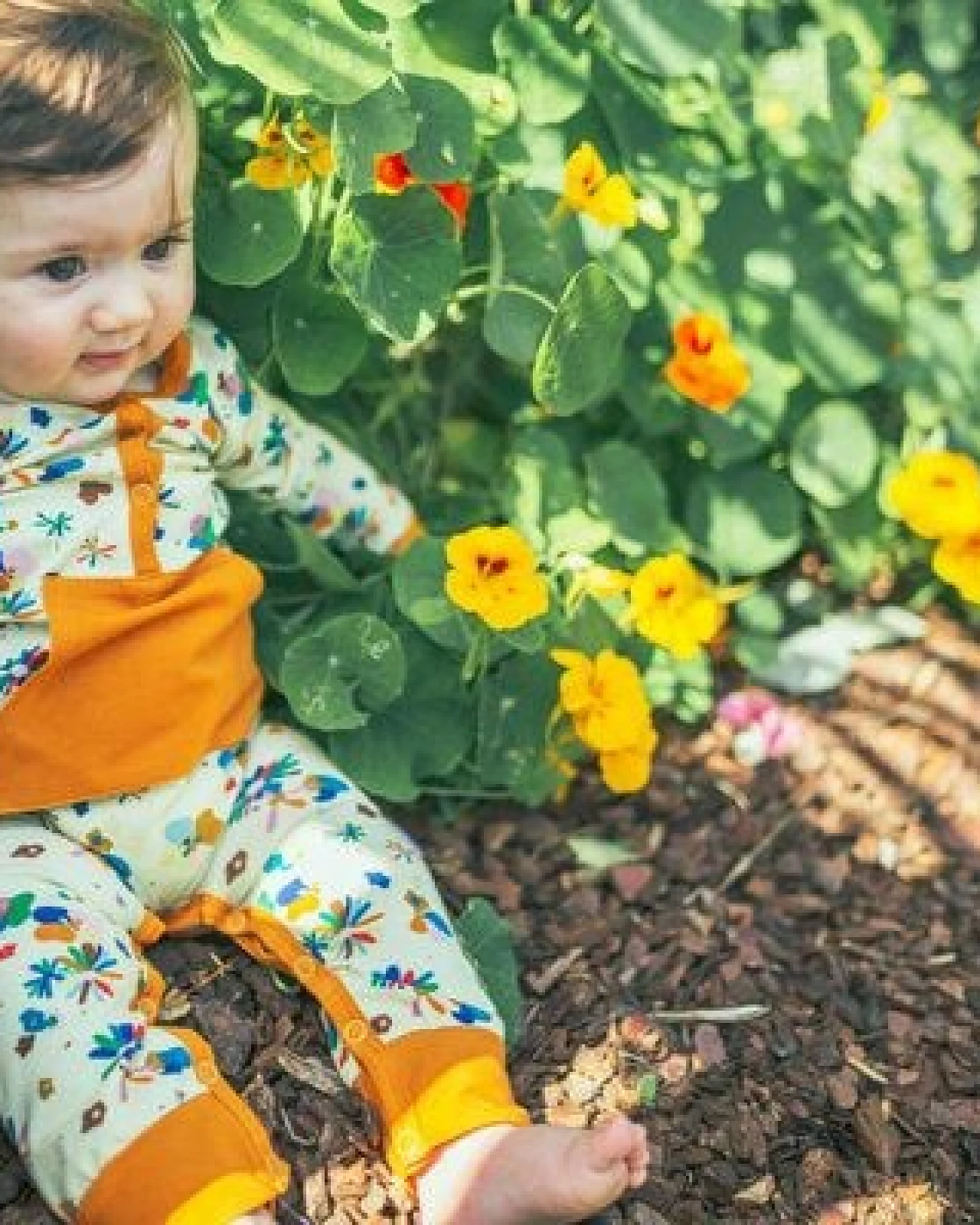 Baba Kidswear Strampler mit Blumenmotiv – Ansicht 2