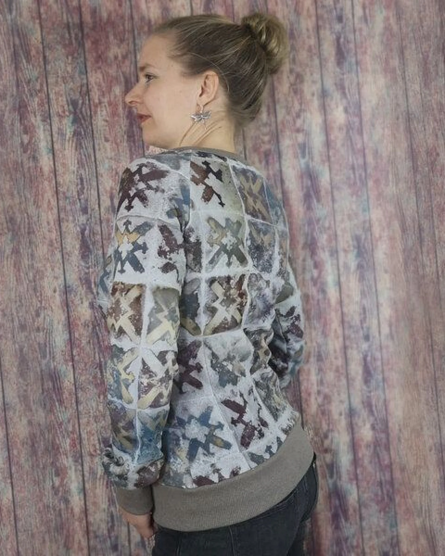 liebewicht KapOn "Hildegard 51" Pullover Sommersweat Print bio mit oder ohne Kapuze – Ansicht 3