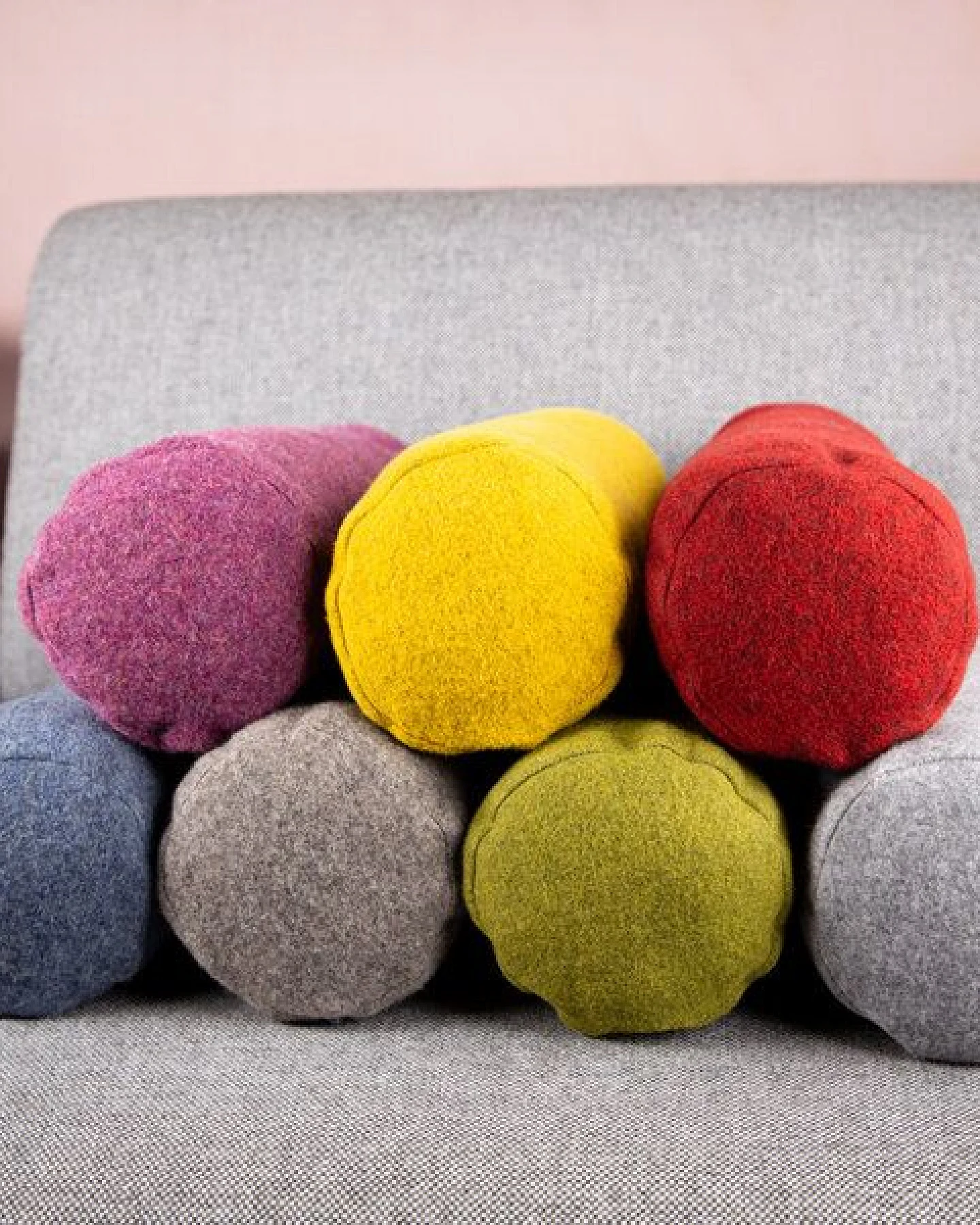 nahtur-design Nackenrolle aus Flauschloden mit Naturfüllung – Ansicht 4