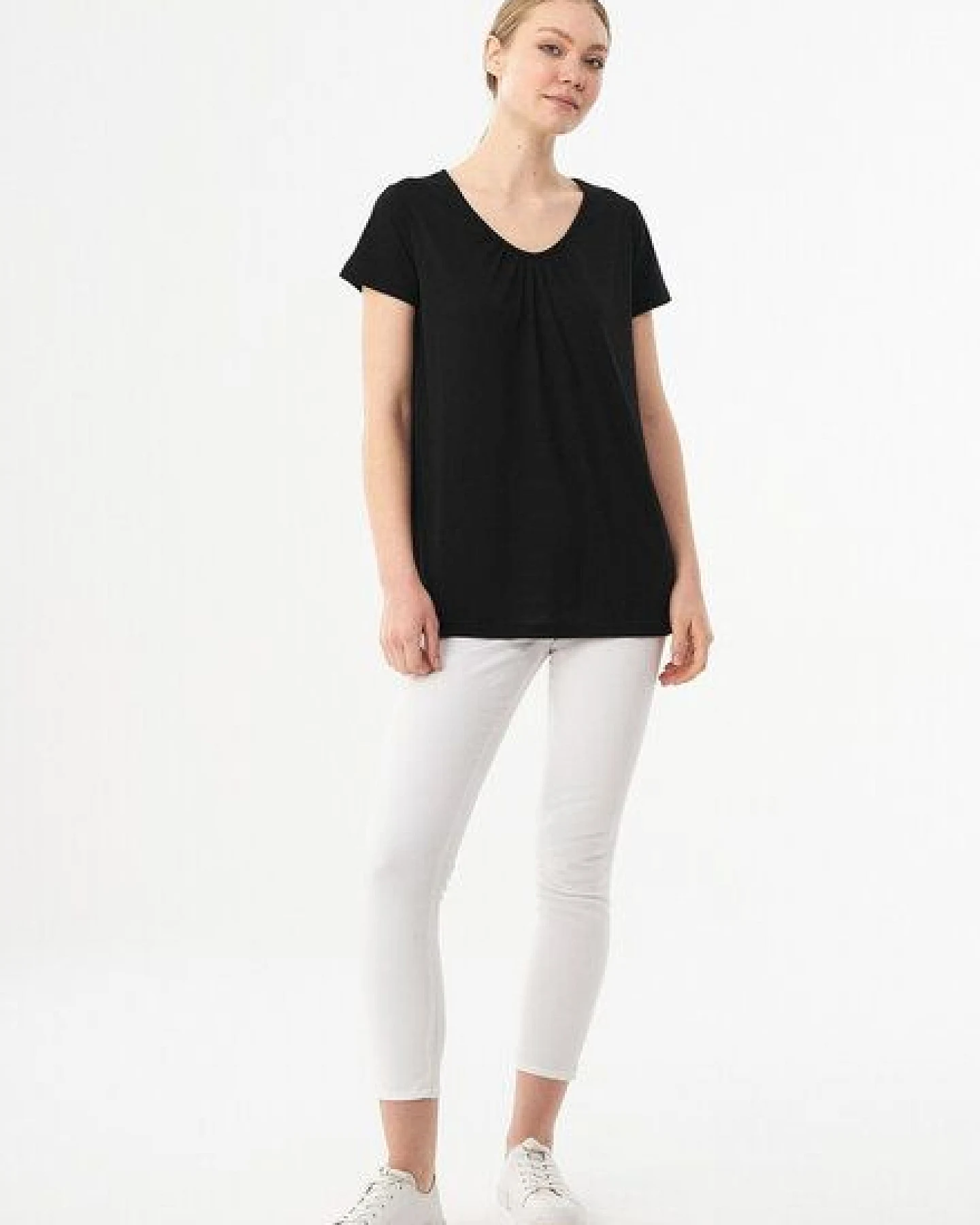 ORGANICATION T-Shirt aus REPREVE® und LENZING ECOVERO – Ansicht 2