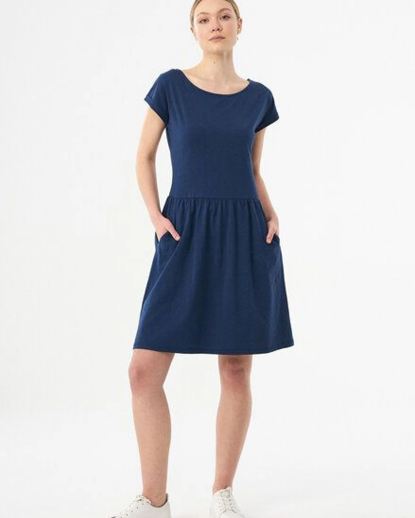 ORGANICATION Slub-Jersey-Kleid aus Bio-Baumwolle – Ansicht 2