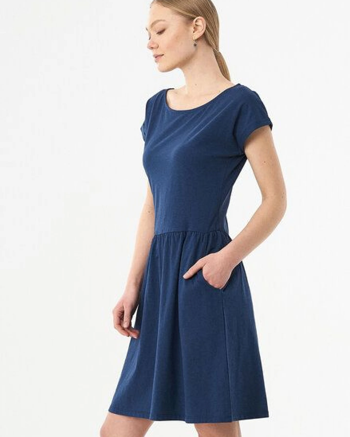 ORGANICATION Slub-Jersey-Kleid aus Bio-Baumwolle – Ansicht 3