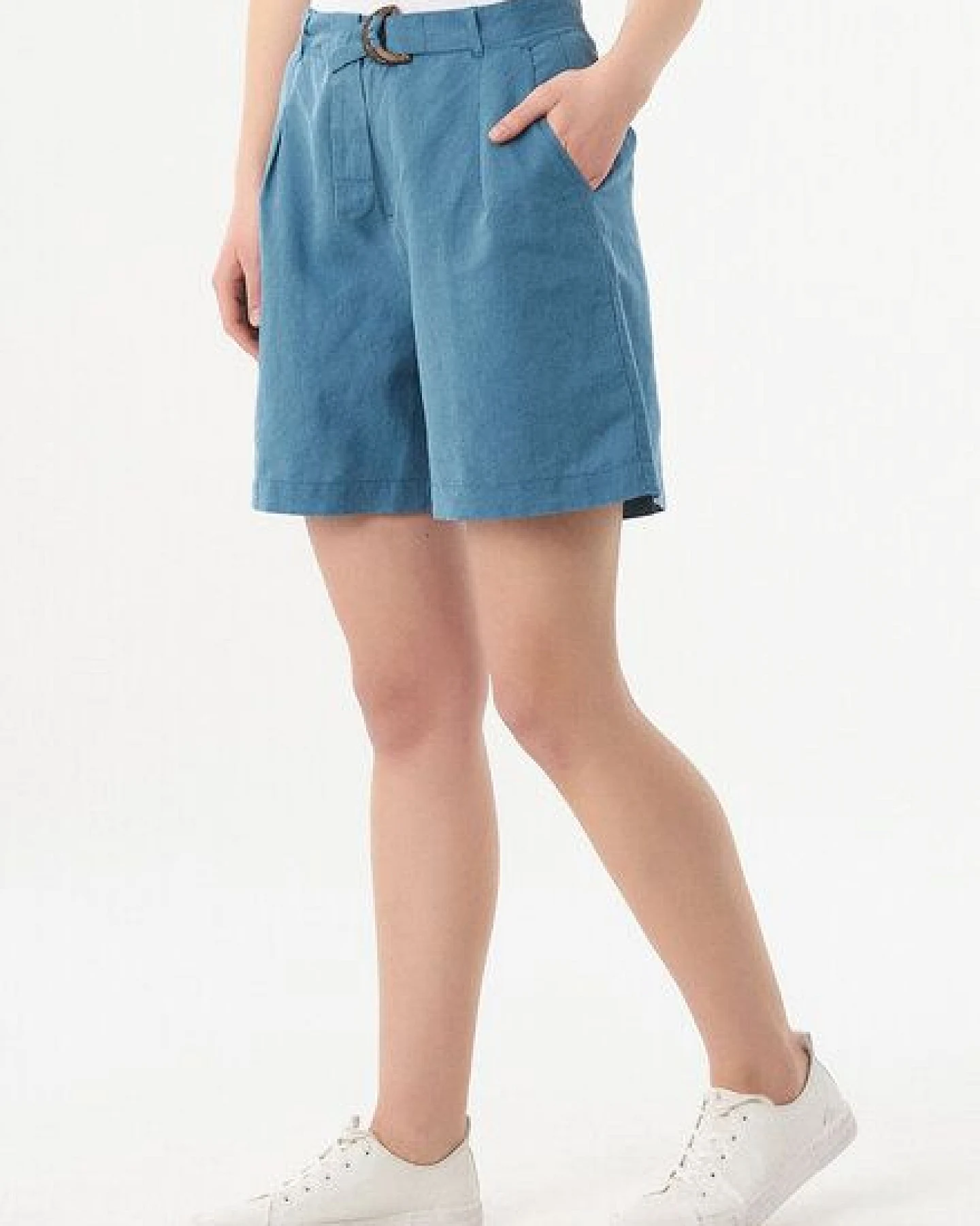 ORGANICATION Shorts aus Leinengemisch mit Bindegürtel – Ansicht 2