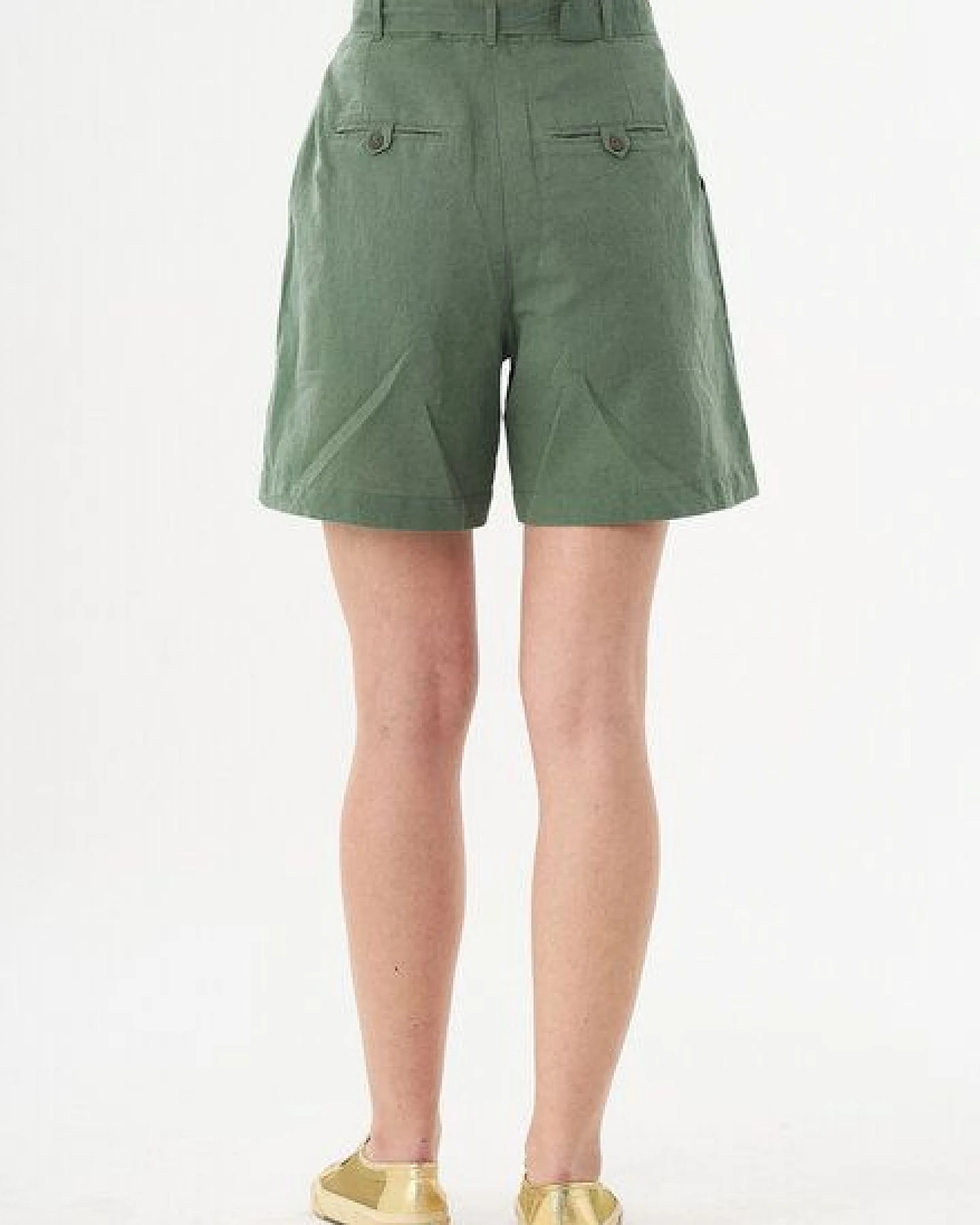 ORGANICATION Shorts aus Leinengemisch mit Bindegürtel – Ansicht 3