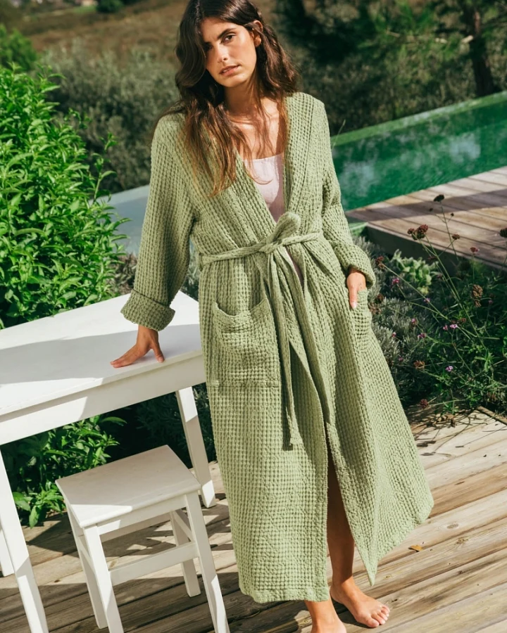 AmourLinen Damen vegan Bademantel Waffel Snuggle Moosgrün