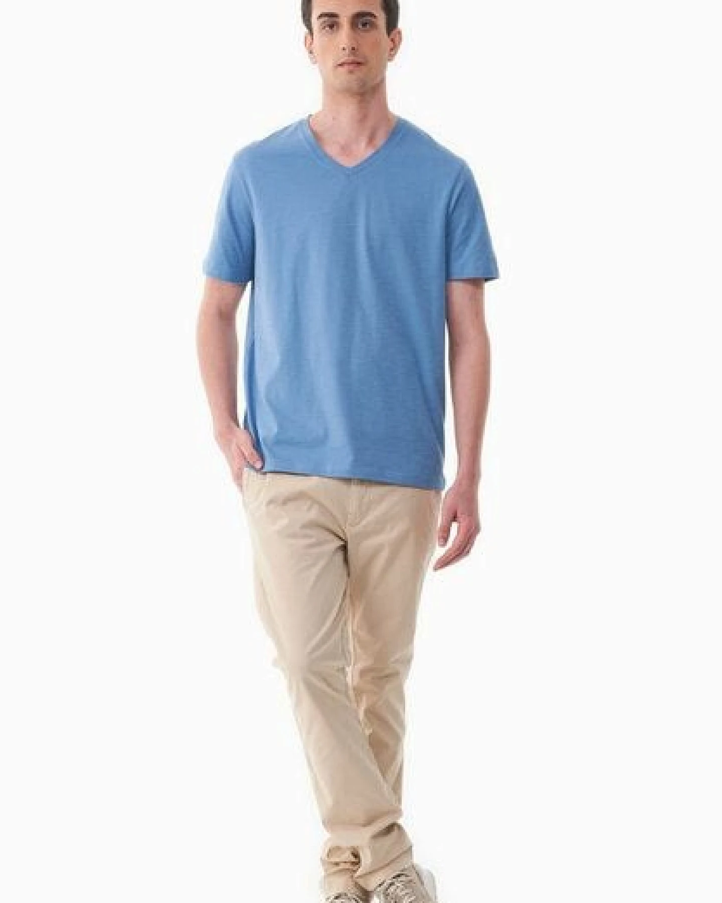 ORGANICATION Basic T-Shirt aus Bio-Baumwolle mit V-Ausschnitt – Ansicht 2