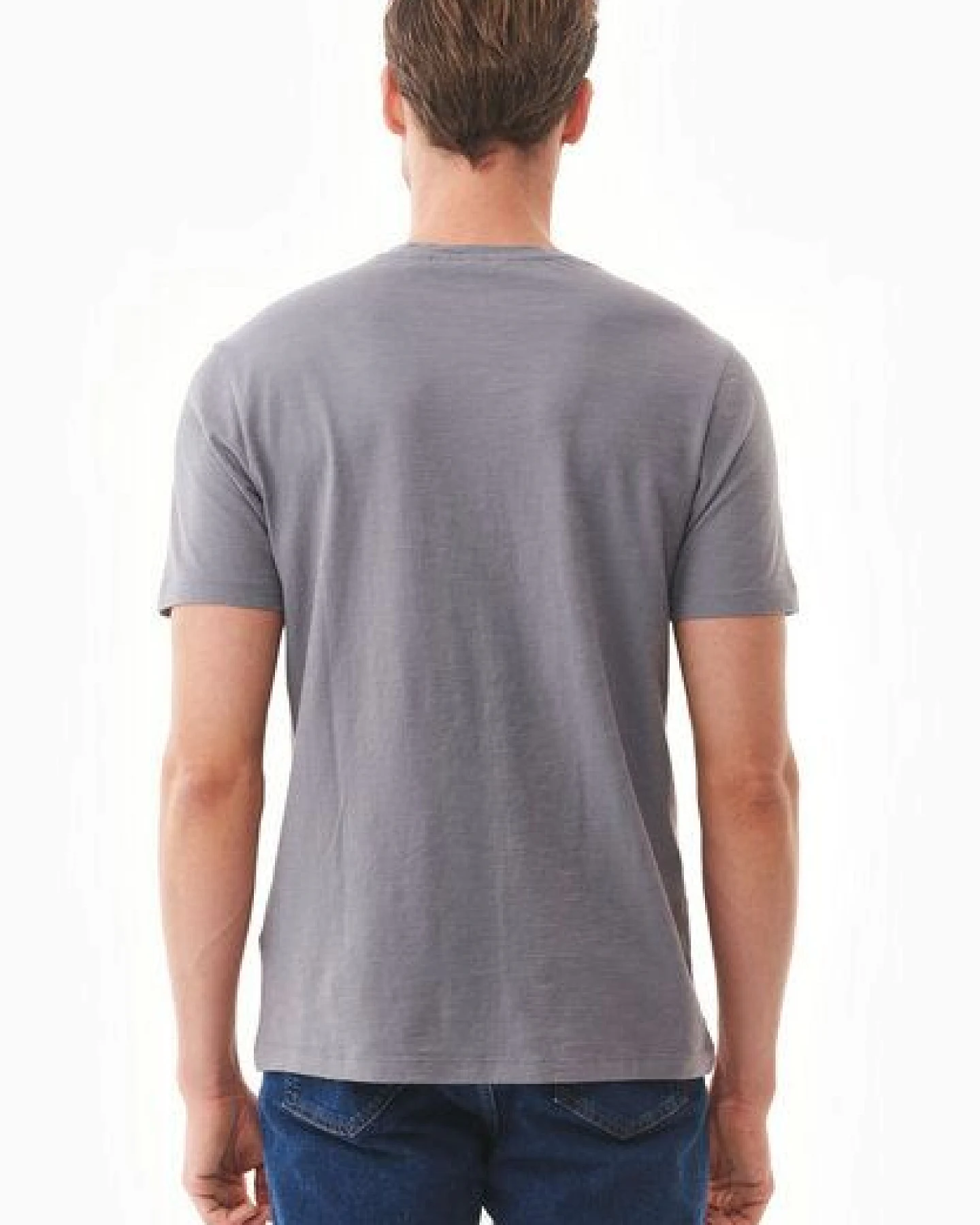 ORGANICATION Basic T-Shirt aus Bio-Baumwolle mit V-Ausschnitt – Ansicht 4