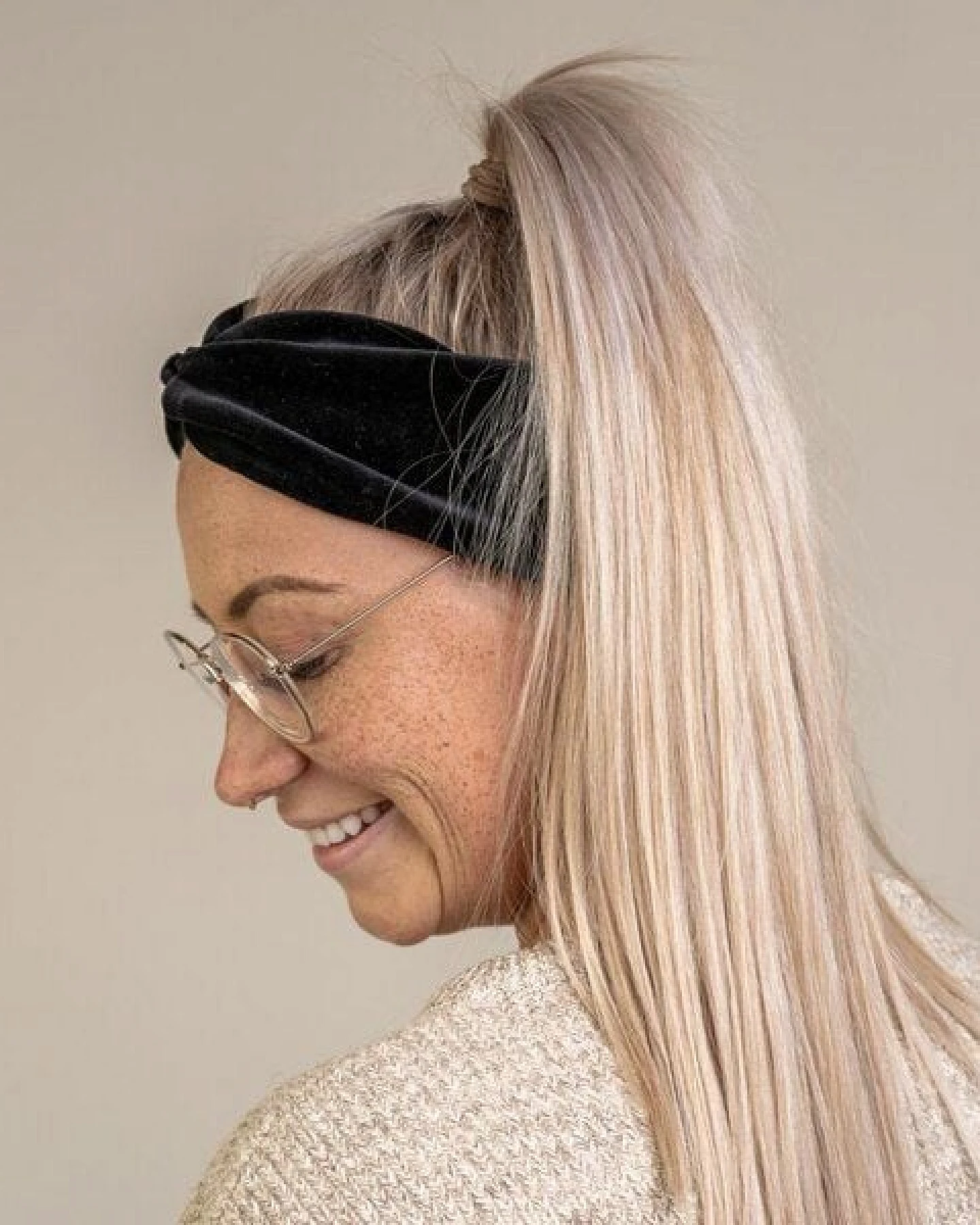 obumi Haarband Bow aus Bio Samt – Ansicht 3