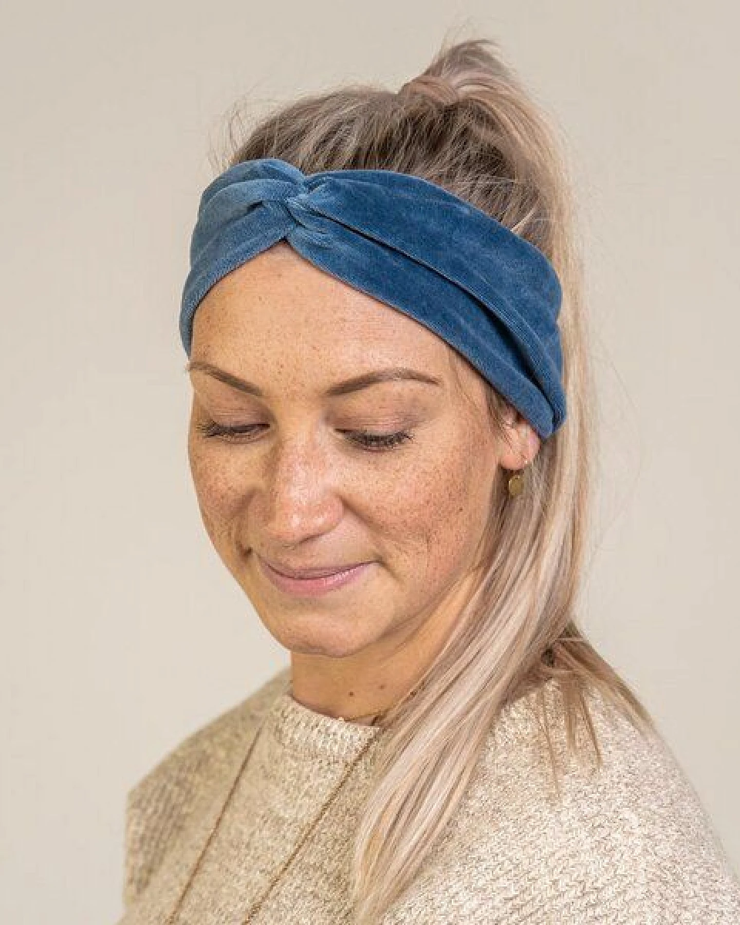obumi Haarband Bow aus Bio Samt – Ansicht 2